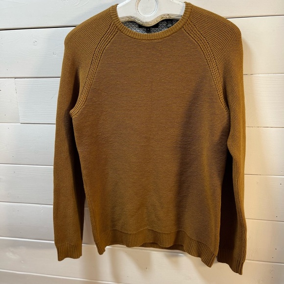 TED BAKER LONDON • Brown Textured Knit Sweater • Size 3 (M) - Picture 3 of 7